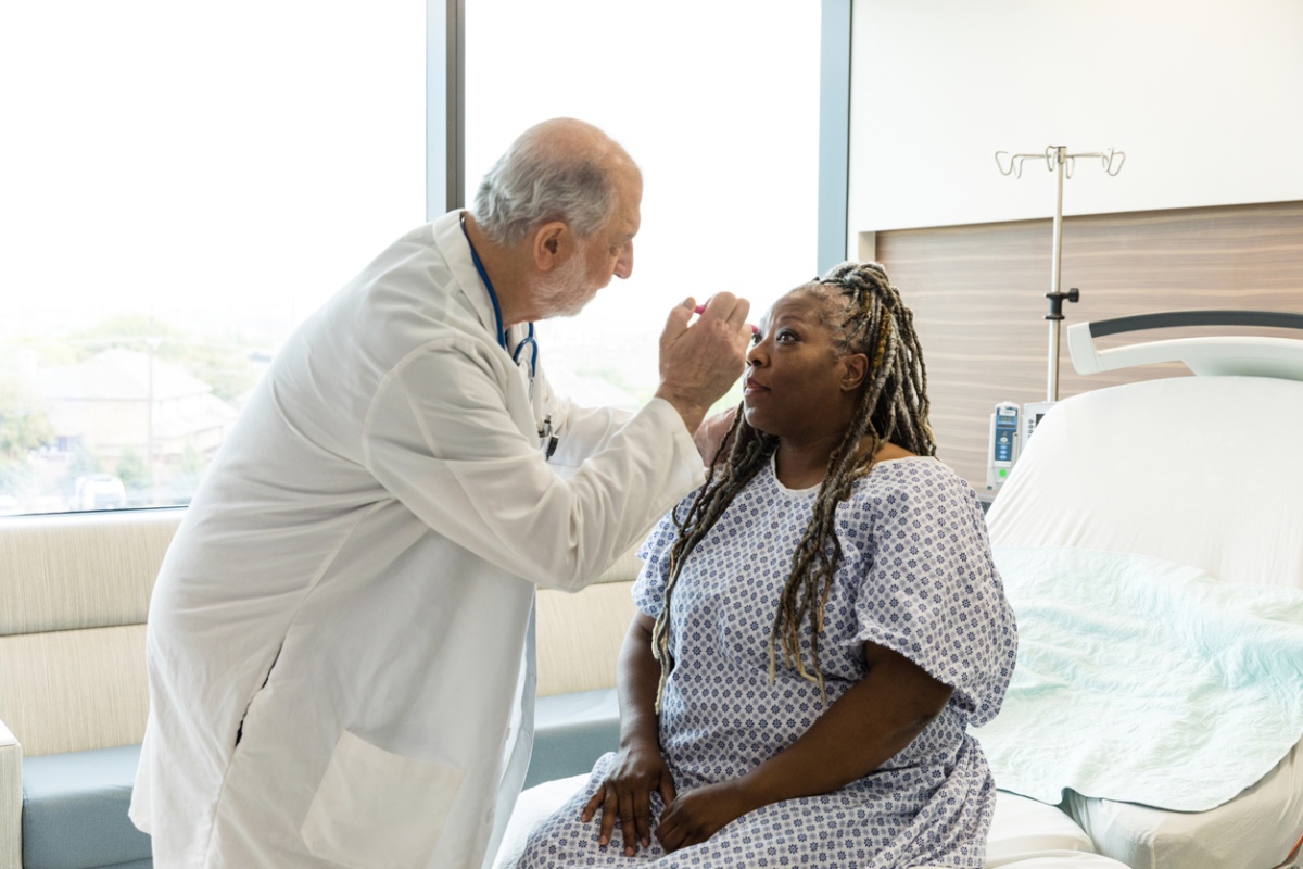 Postoperative Corneal Abrasion